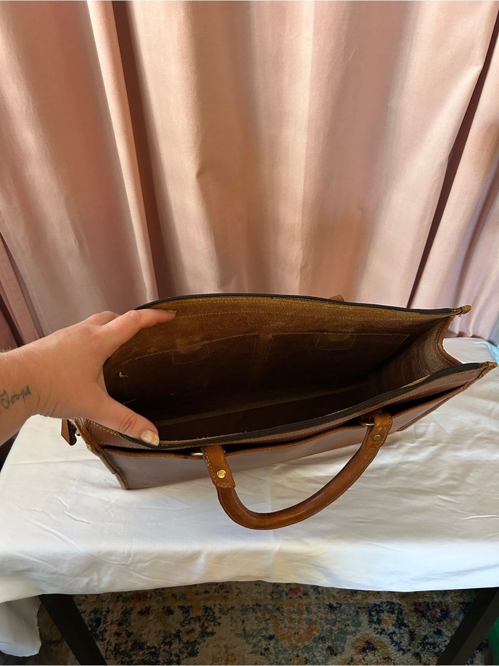 Vintage Leather Briefcase - Picture 6 of 6